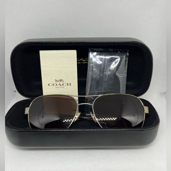 Coach Polarized Sunglasses with Case and Lens Cloth - Picture 3 of 11